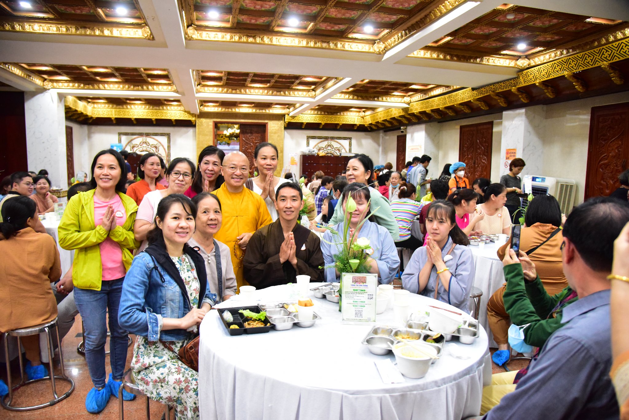 Hơn 1.300 lượt khách tham dự Tiệc Buffet chay gây quỹ xây dựng Chùa Quan Âm Đông Hải