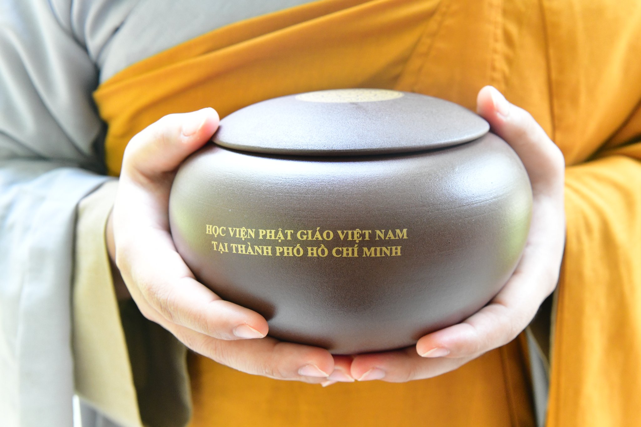 Phái đoàn Phật giáo tỉnh Đồng Tháp cúng dường 650 triệu đồng tại Trường hạ Học viện PGVN tại Tp. HCM