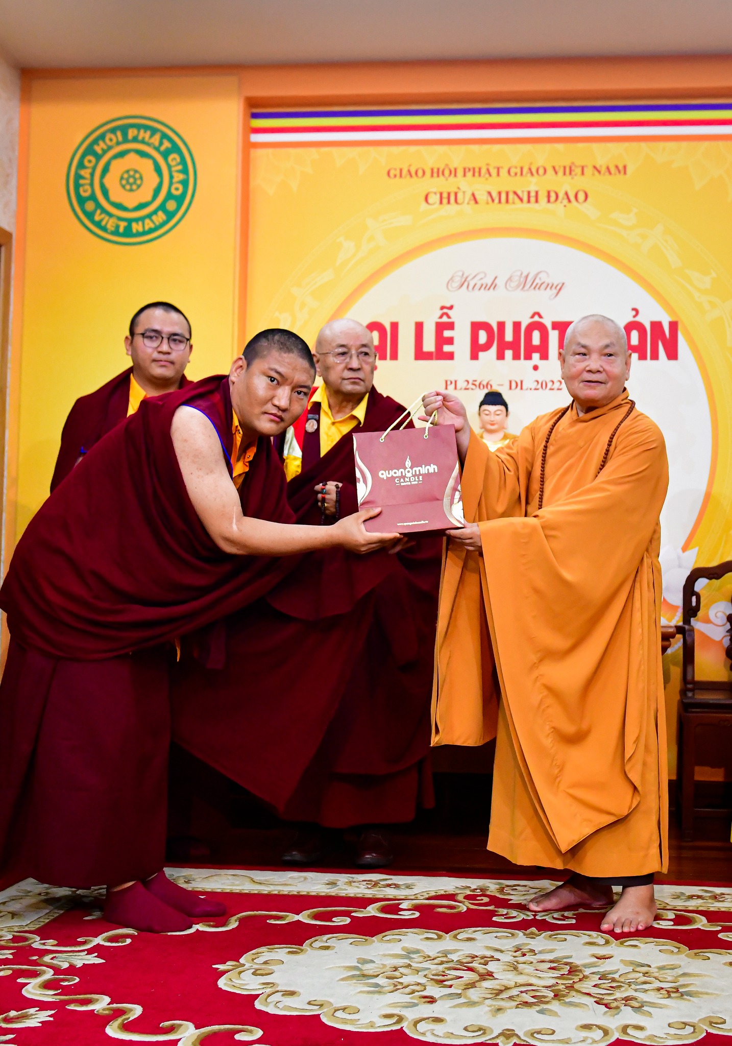 Phái đoàn dòng truyền thừa Drikung Kagyu tiếp kiến HT. Chủ tịch HĐTS GHPGVN