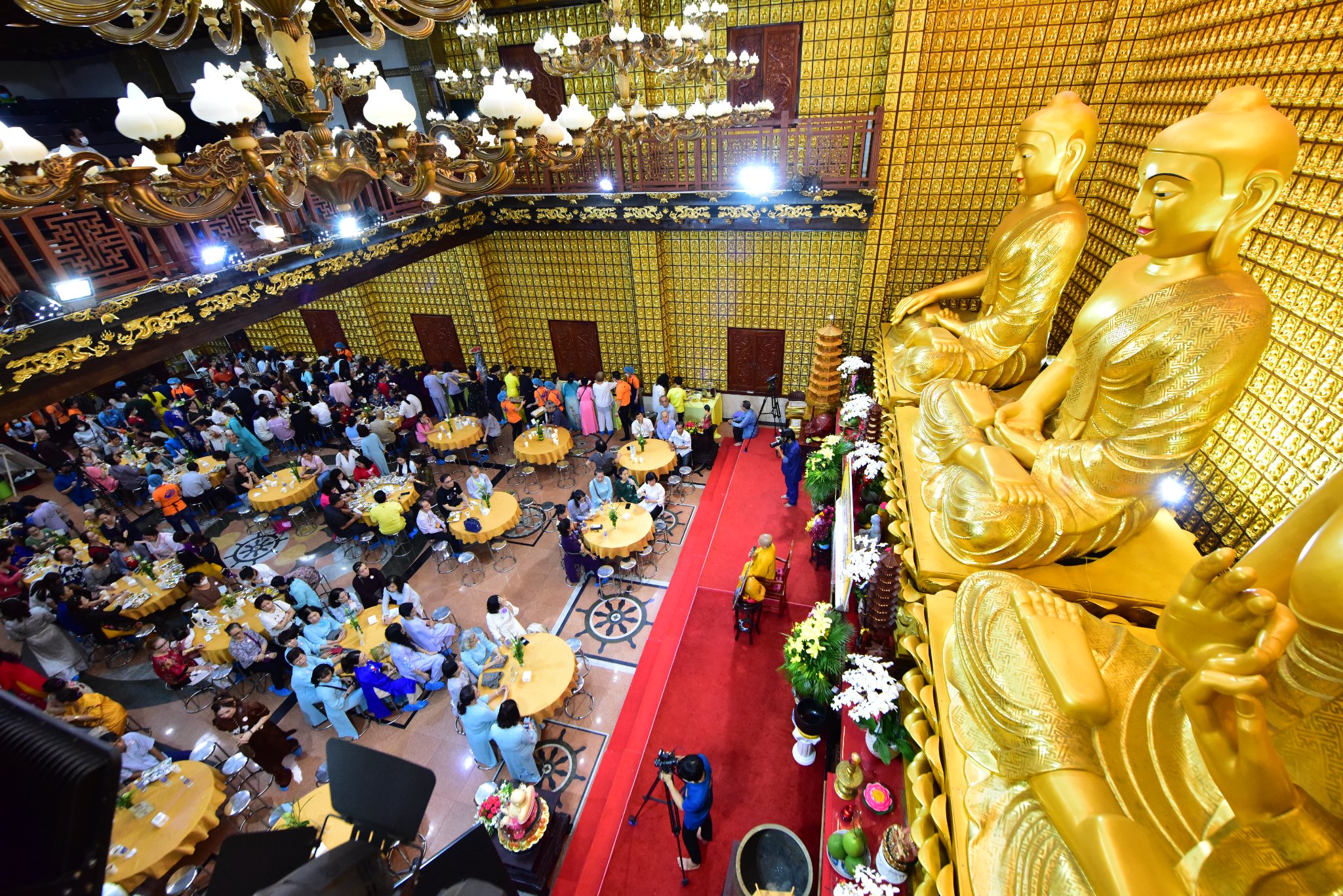 Hơn 1.300 lượt khách tham dự Tiệc Buffet chay gây quỹ xây dựng Chùa Quan Âm Đông Hải
