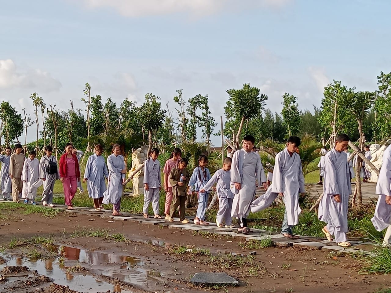 Niềm an vui trong Ngày An Lạc tại Chùa Quan Âm Đông Hải