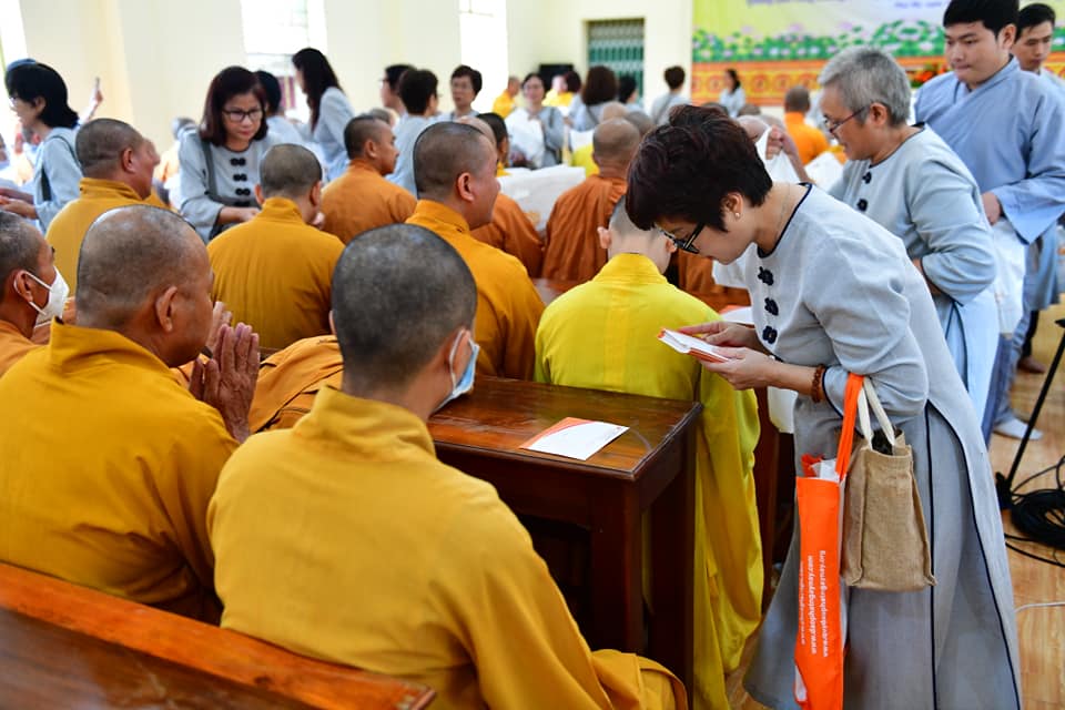 Chùa Giác Ngộ và Quỹ Đạo Phật Ngày Nay cúng dường các trường hạ tại tỉnh Bà Rịa - Vũng Tàu, PL. 2566, DL. 2022