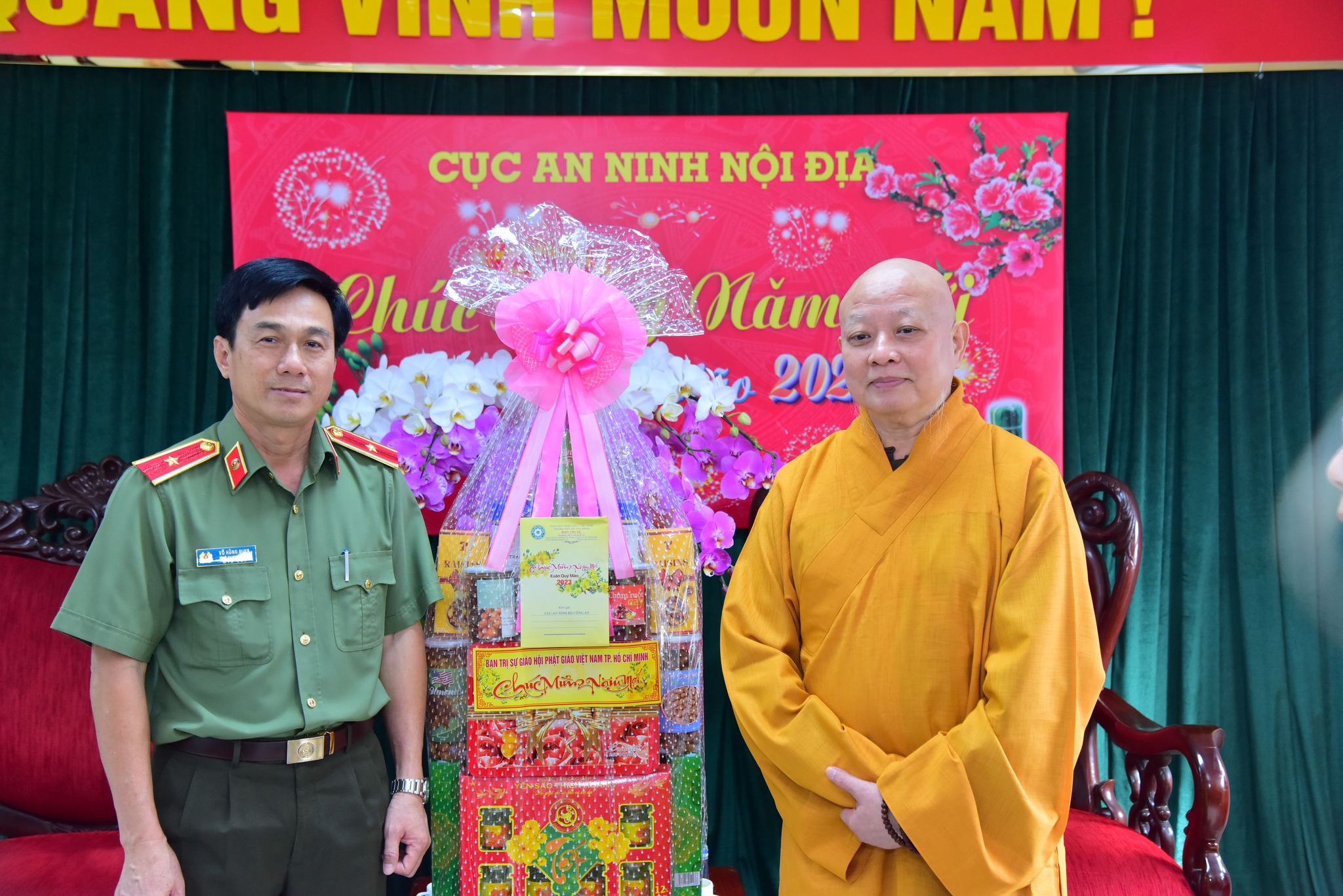 Ban Trị sự GHPGVN TP.HCM thăm chúc tết Thành ủy TP.HCM và Cục An ninh nội địa Bộ Công an