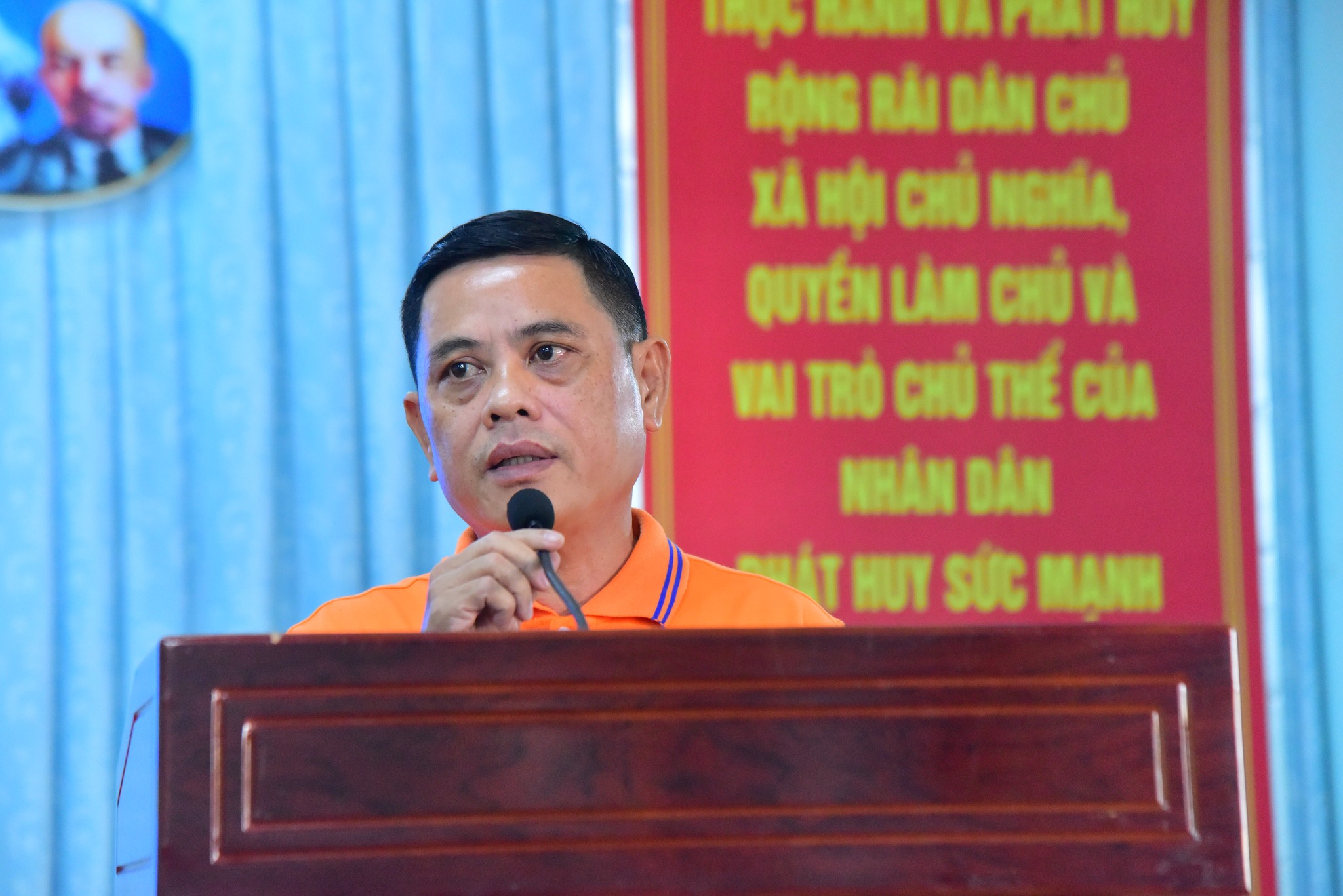 Quỹ Đạo Phật Ngày Nay trao 300 phần quà cho các hộ khó khăn tại xã Phước Vĩnh An huyện Củ Chi