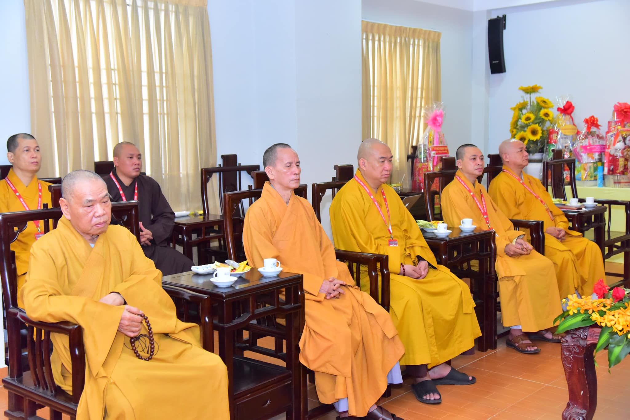 Ban Trị sự GHPGVN TP.HCM thăm và chúc Tết Hòa thượng Chủ tịch, Ban Thường trực HĐTS Trung ương GHPGVN