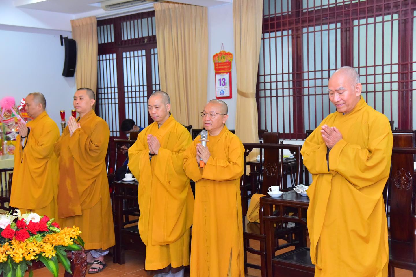 Viện nghiên cứu Phật học Việt Nam và Học viện Phật giáo Việt nam tại TP.HCM thăm chúc tết Văn phòng 2 Trung ương Giáo hội