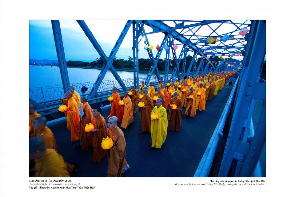 Sách ảnh nghệ thuật “Tuệ giác Phật giáo: Nhân phẩm và Hòa bình” chào mừng Đại lễ Vesak 2025