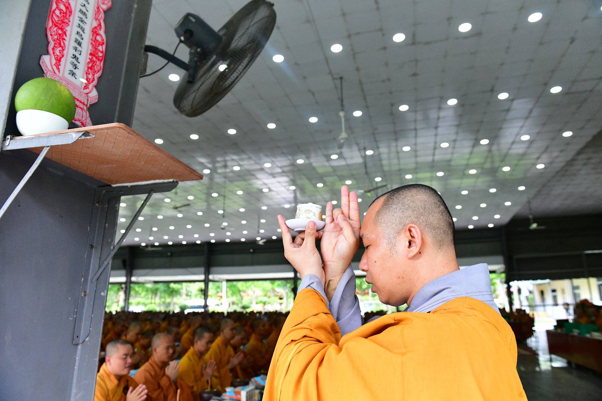 Phái đoàn Phật giáo tỉnh Đồng Tháp cúng dường 650 triệu đồng tại Trường hạ Học viện PGVN tại Tp. HCM
