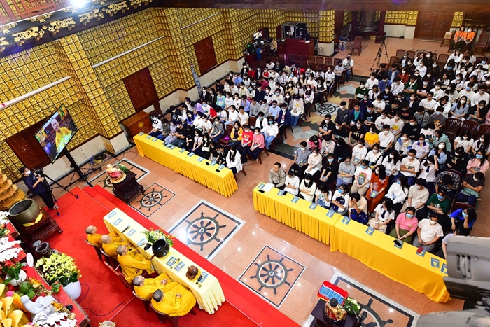 TT. Thích Nhật Từ tư vấn tâm lý cho gần 200 sĩ tử trước kỳ thi tốt nghiệp trung học phổ thông quốc gia năm 2022