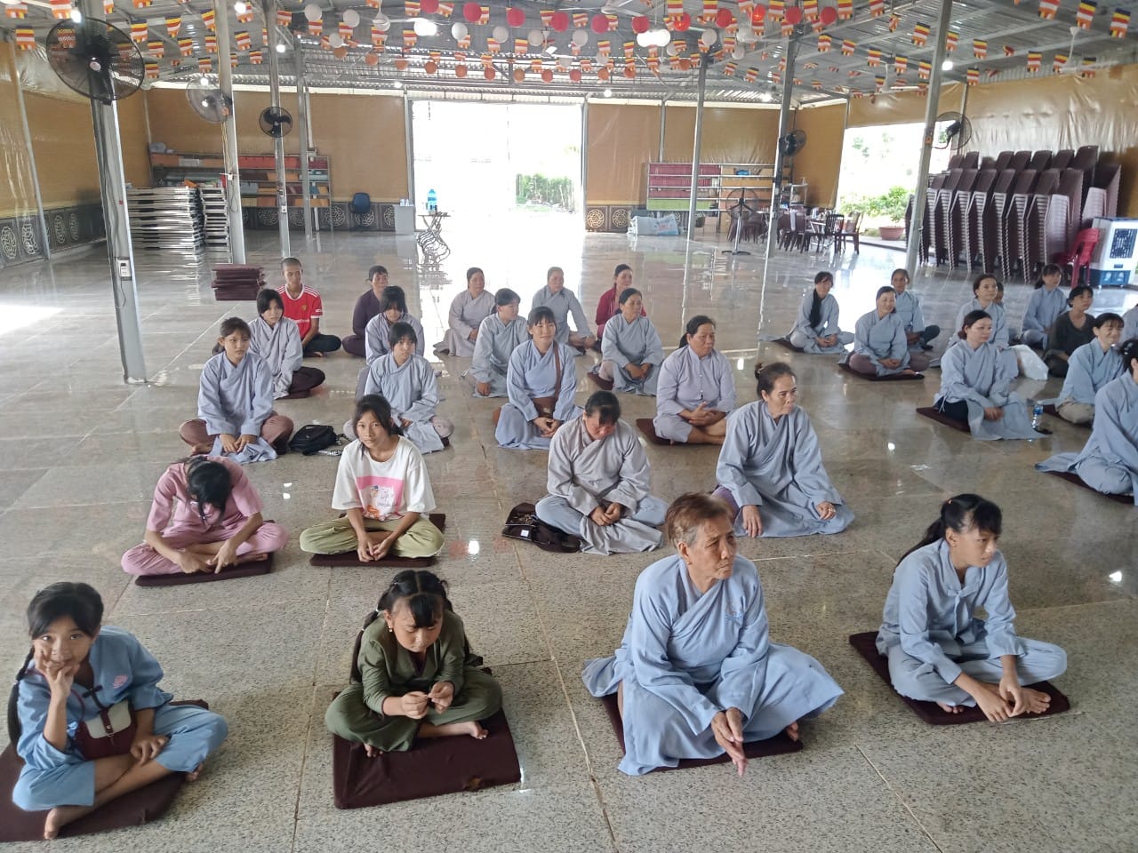 Niềm an vui trong Ngày An Lạc tại Chùa Quan Âm Đông Hải
