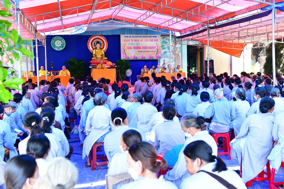 Những điều cần làm trong các ngày lễ quan trọng của kiếp người