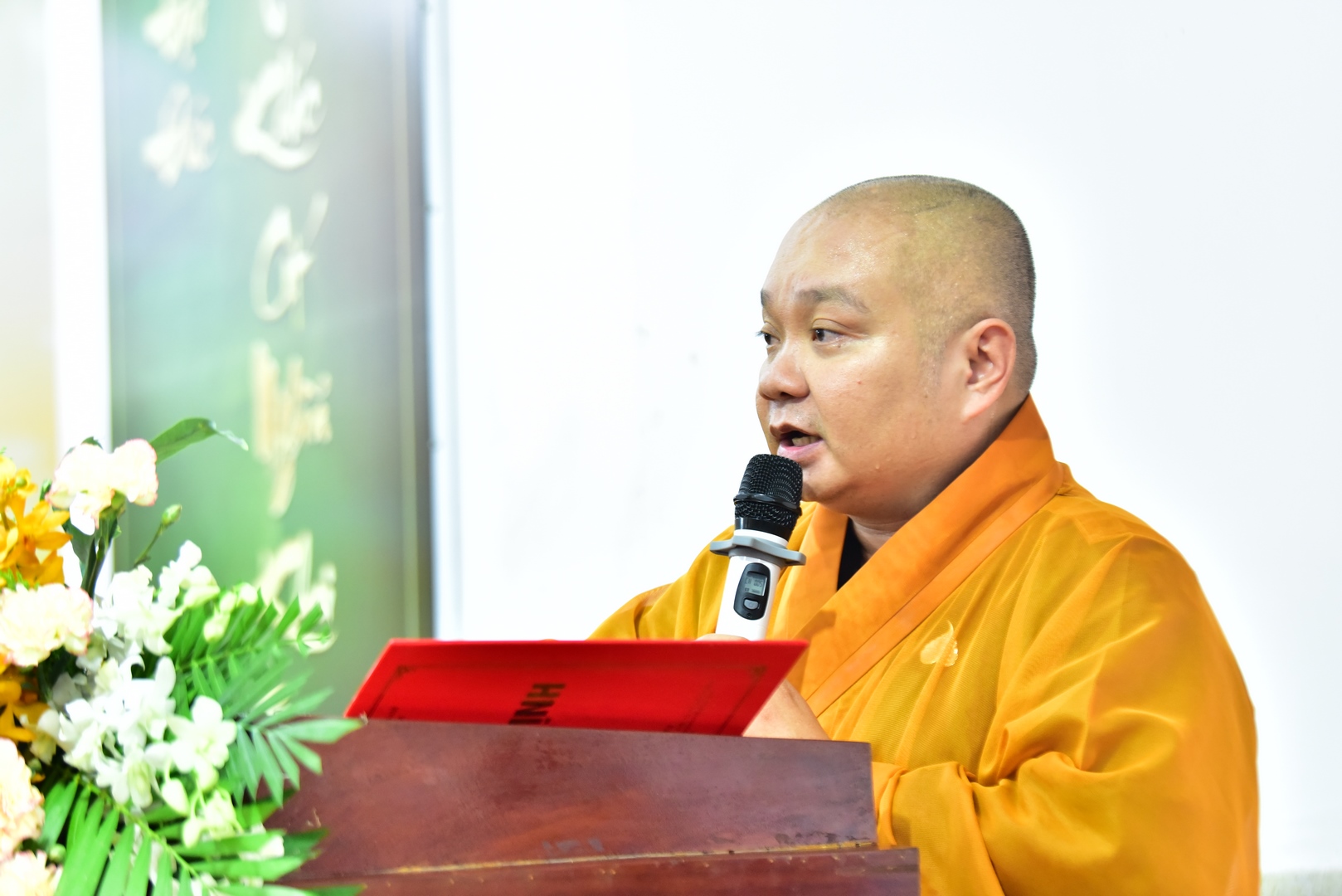 Ban Giáo dục Phật giáo TP.HCM cúng dường đến Trường Trung cấp Phật học TP.HCM