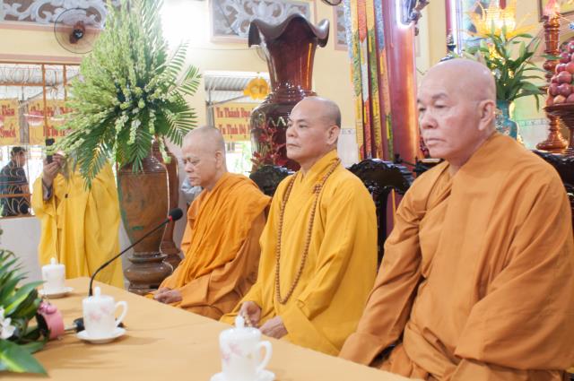 Bình Thạnh: Chùa Hòa Khánh cúng dường trường hạ Long Phước Thọ tỉnh Đồng Nai