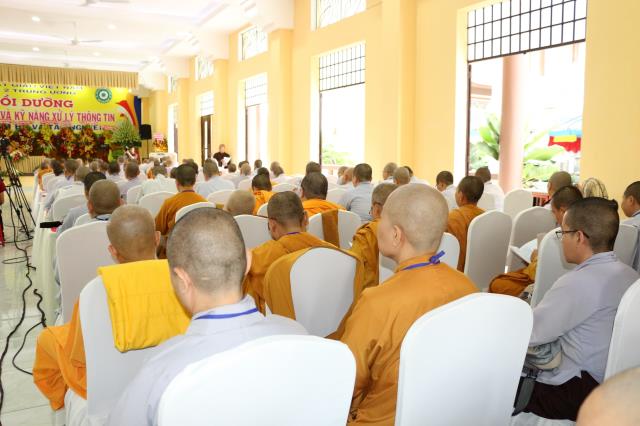 Bình Dương: Hoằng Pháp qua phương tiện truyền thông Phật giáo