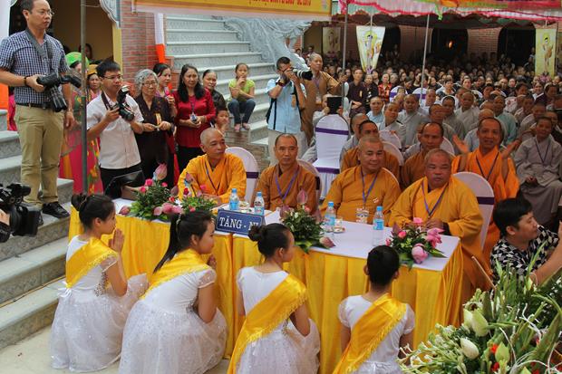 Hà Nam: Đại Lễ Phật Đản PL 2559- DL 2015