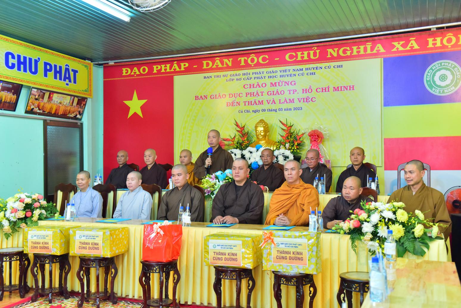 Ban Giáo dục Phật giáo TP. Hồ Chí Minh thăm, làm việc với Ban Trị sự, Ban Chủ nhiệm lớp sơ cấp Phật học huyện Củ Chi và quận 3