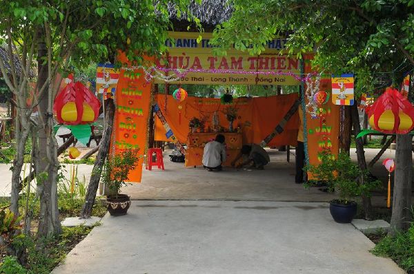 Chùm ảnh : Muôn màu cổng chào tại hội trại Lý Công Uẩn