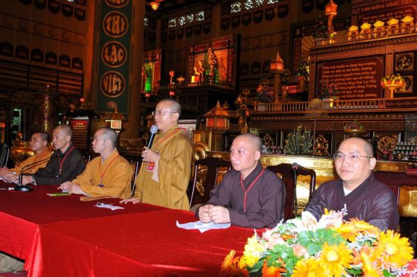 Hội trại Lý Công Uẩn 2010: Sôi nổi chương trình tư vấn mùa thi
