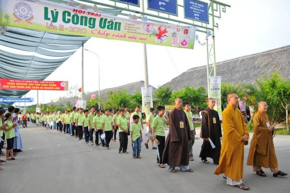 Trại hè Lý Công Uẩn 2010 – vì một hành tinh xanh