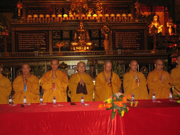 Hội trại Lý Công Uẩn 2010 long trọng tổ chức lễ khai mạc
