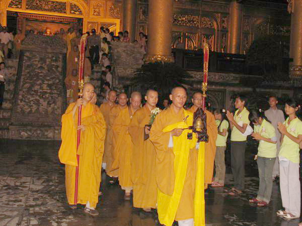 Hội trại Lý Công Uẩn 2010 long trọng tổ chức lễ khai mạc