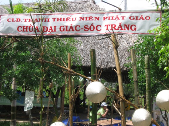 Chùm ảnh : Trại của các CLB Thanh thiếu niên tham dự hội trại Lý Công Uẩn