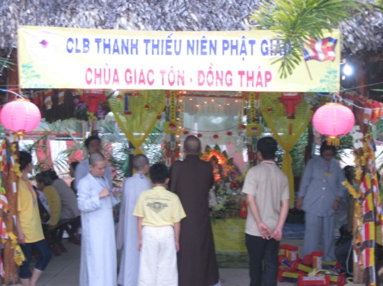 Chùm ảnh : Trại của các CLB Thanh thiếu niên tham dự hội trại Lý Công Uẩn