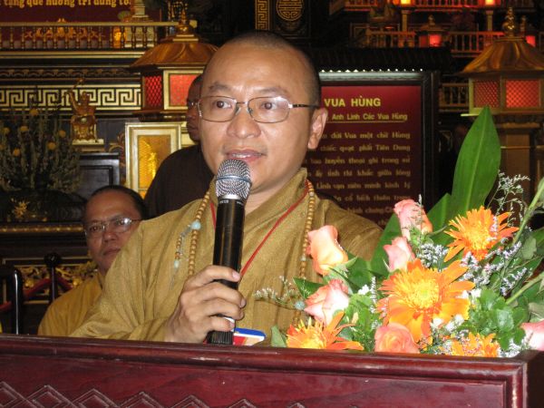 Hội trại Lý Công Uẩn 2010 long trọng tổ chức lễ khai mạc