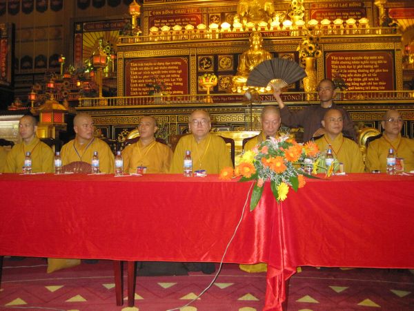 Hội trại Lý Công Uẩn 2010 long trọng tổ chức lễ khai mạc