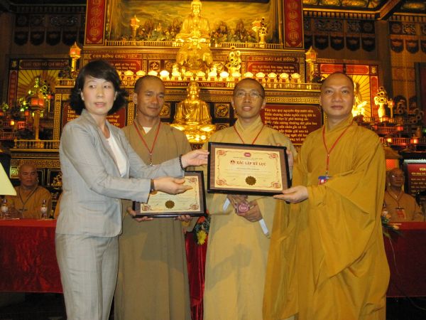 Hội trại Lý Công Uẩn 2010 long trọng tổ chức lễ khai mạc