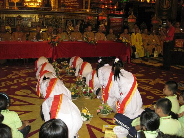 Hội trại Lý Công Uẩn 2010 long trọng tổ chức lễ khai mạc
