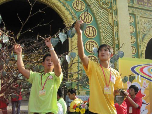 3000 chiếc lá Bồ đề trên cây nguyện ước