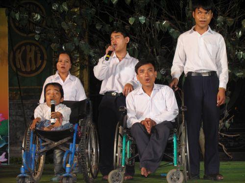 Kết quả cuộc thi chung kết Duyên dáng áo lam và Văn nghệ tối 3/6/2010