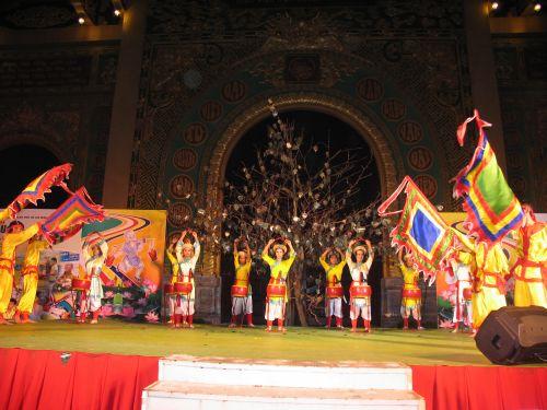 Kết quả cuộc thi chung kết Duyên dáng áo lam và Văn nghệ tối 3/6/2010
