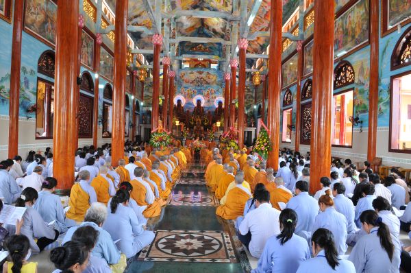 Chùm ảnh: Đại lễ Vu Lan chùa Pháp Bửu - Hóc Môn