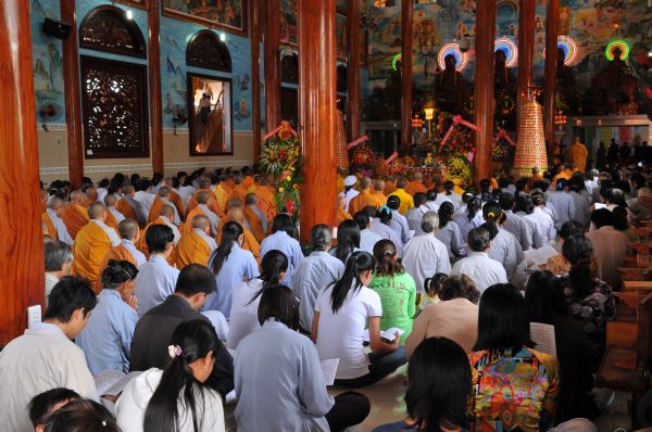 Chùm ảnh: Đại lễ Vu Lan chùa Pháp Bửu - Hóc Môn
