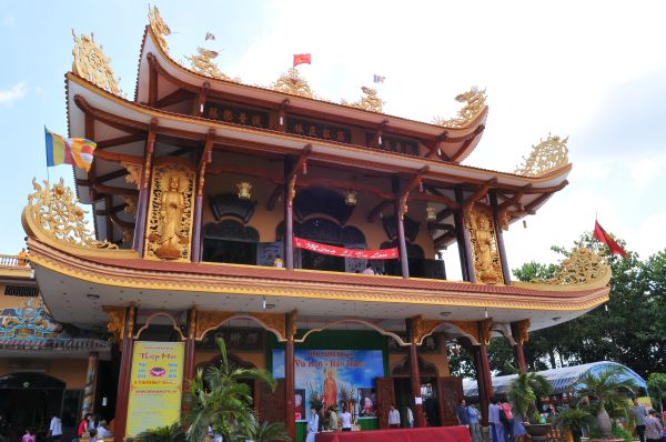 Chùm ảnh: Đại lễ Vu Lan chùa Pháp Bửu - Hóc Môn