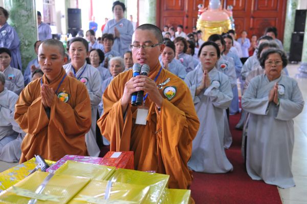 Chùm ảnh: Đại lễ Vu Lan chùa Pháp Bửu - Hóc Môn