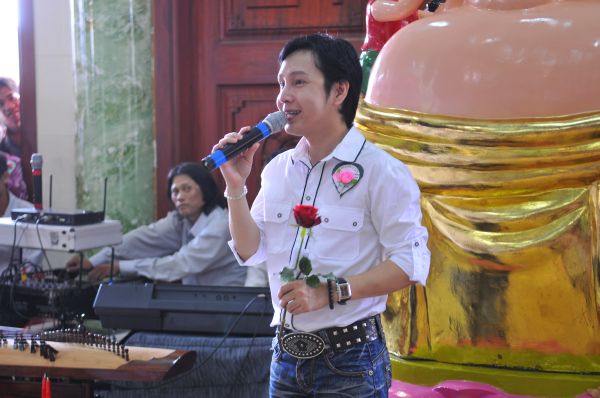Chùm ảnh: Đại lễ Vu Lan chùa Pháp Bửu - Hóc Môn