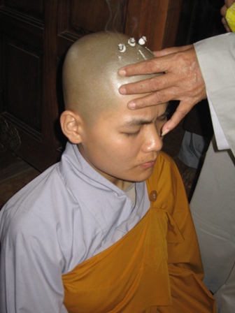 Đăng đàn thọ giới Bồ Tát