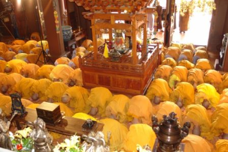 Đăng đàn thọ giới Bồ Tát
