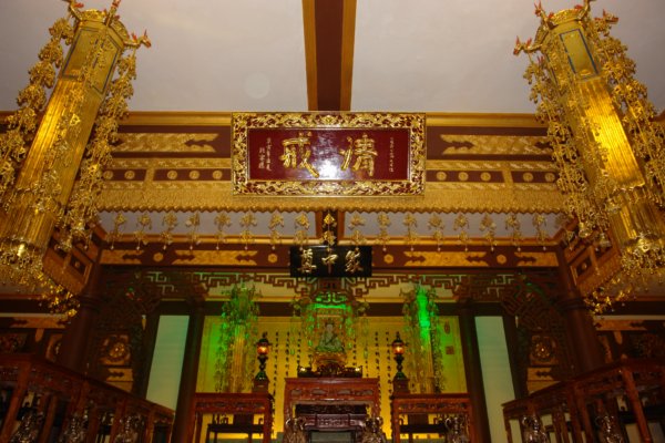 Đại Giới Đàn Cam Lộ: Công trình xây dựng Giới Đài đã hoàn thiện, nơi cử hành nghi thức truyền Tam Đàn Đại Giới, lần đầu tiên tại Việt Nam sẽ chính thức khai mạc từ Ngày 24 đến 28/10/2010 (nhằm ngày 17-21/09 Canh Dần)