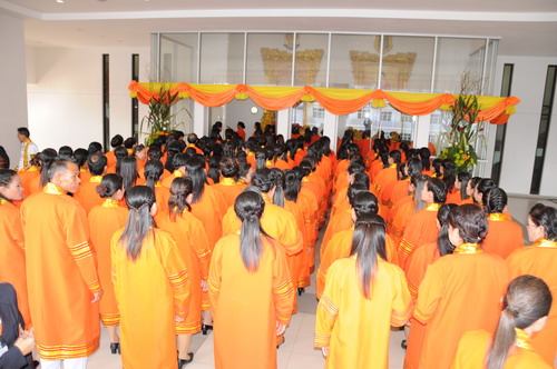 Đại đức Thích Nhật Từ nhận bằng tiến sĩ danh dự của đại học Mahakakut, Thái Lan