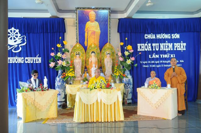 Đà Nẵng: Chùa Hương Sơn tổ chức khóa tu niệm Phật lần thứ 11