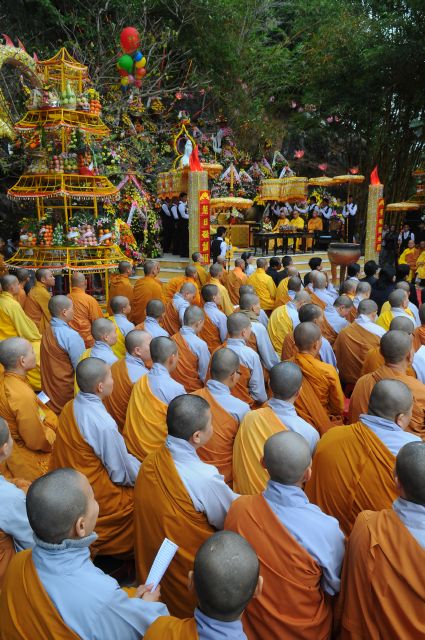 Hơn 10.000 Người tham dự lễ hội Quán Thế Âm - Non Nước Ngũ Hành Sơn – Đà Nẵng