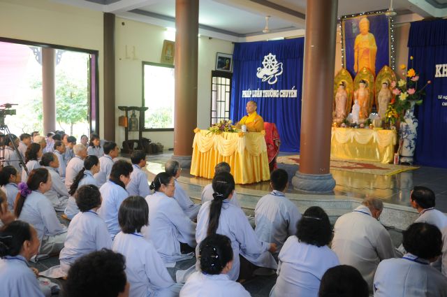 Đà Nẵng: Chùa Hương Sơn tổ chức khóa tu niệm Phật lần thứ 11
