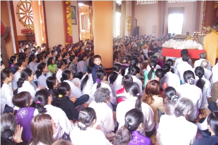 Lễ rằm tháng giêng: Cơ hội hoằng pháp
