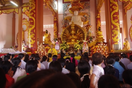 Lễ rằm tháng giêng: Cơ hội hoằng pháp