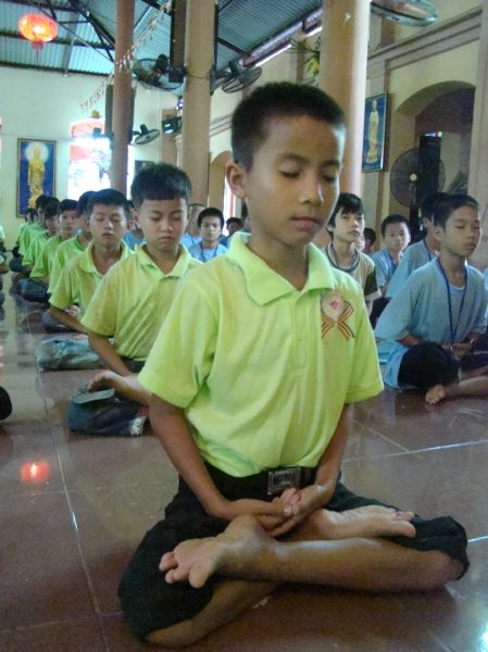 Nam Định: những hoạt động ý nhĩa trong ngày thứ 5  của khóa tu đạo đức tại chùa Vấn Khẩu