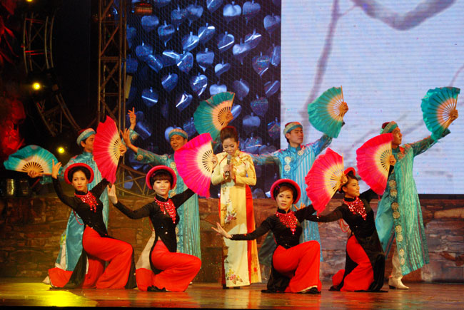 Chương trình ca nhạc Diệu Âm Hoằng Pháp